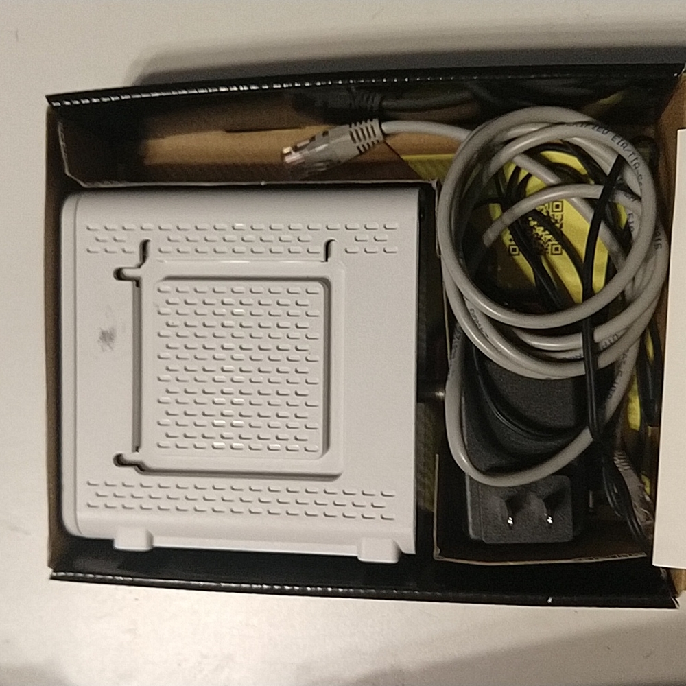 Cable Modem - Picture 2 of 2